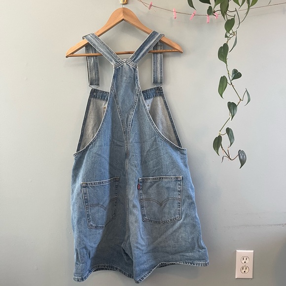 Brand New Levi Short Overalls - Picture 4 of 8